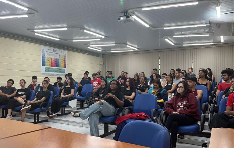 Apresentações para os Calouros #02.jpg